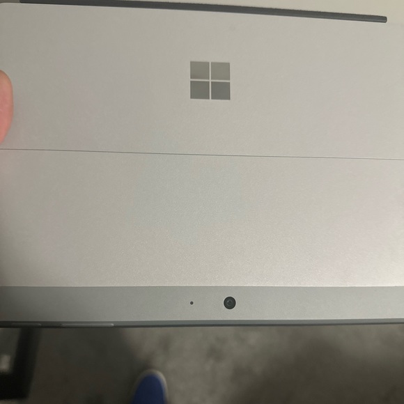 Microsoft Surface go lab top - Picture 2 of 4